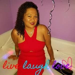 Meet your Posher, Candice